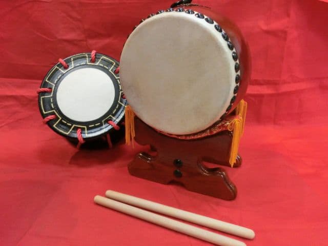 飾り太鼓5寸バチ付&締め太鼓セット　新品未使用