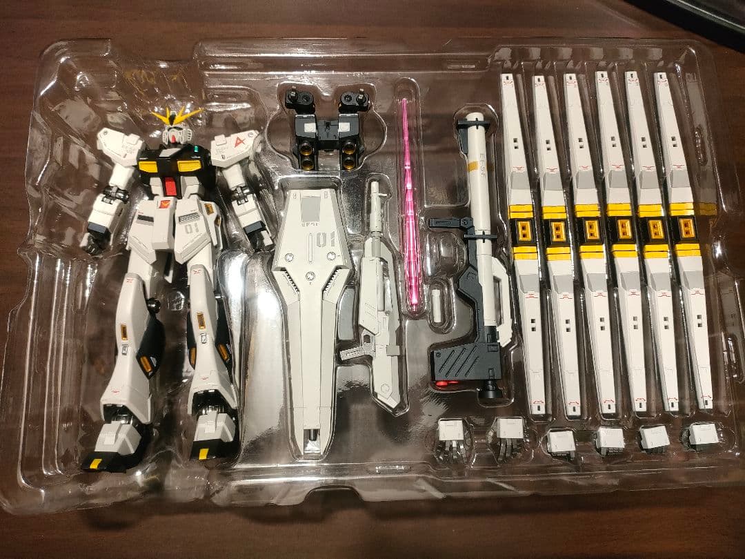 L ROBOT魂 νガンダム ダブルフィンファンネル