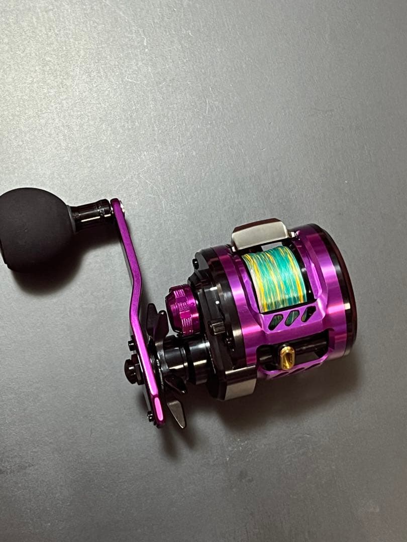 DAIWA鏡牙100SH 太刀魚ジギング用リール（右巻き）