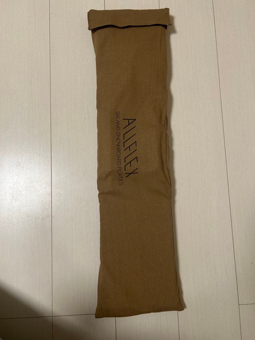 ALLFLEX スノーボード用プレート 収納袋付き