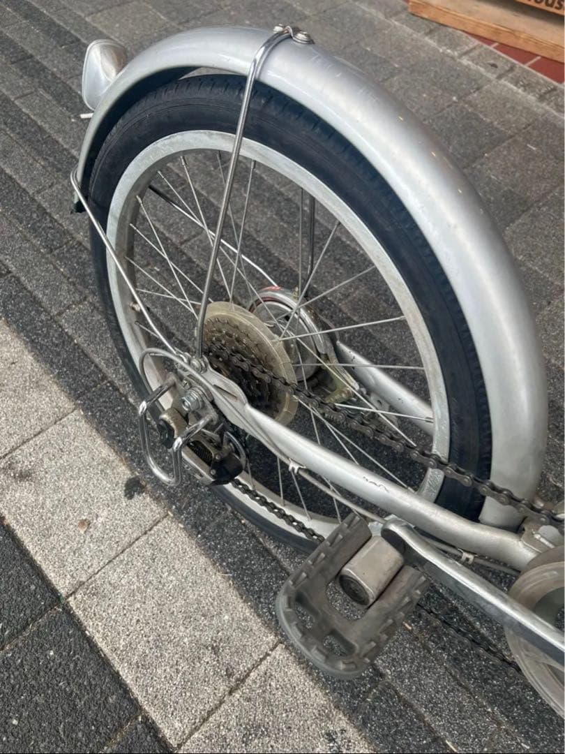 車積込楽々20インチ折り畳み自転車サドル補修跡有り全体的にまあまあ現状渡し