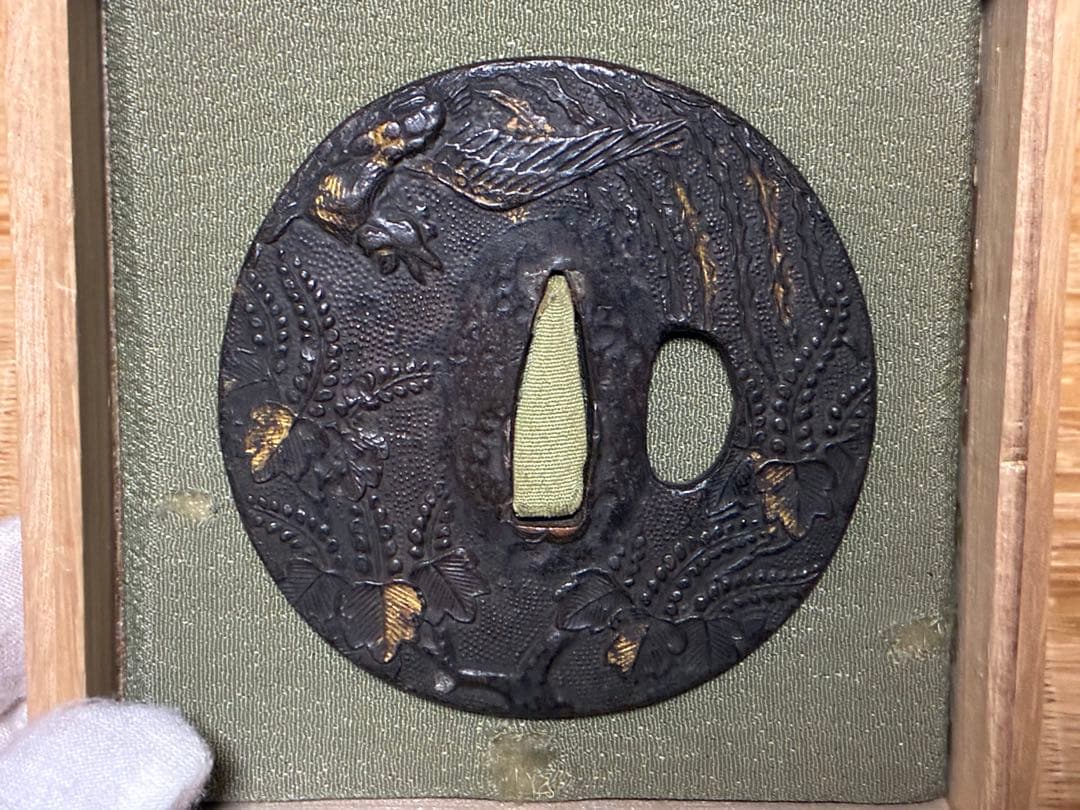 銅製 鳳凰 桐紋 象嵌 彫刻 鍔(つば) 時代物 箱入