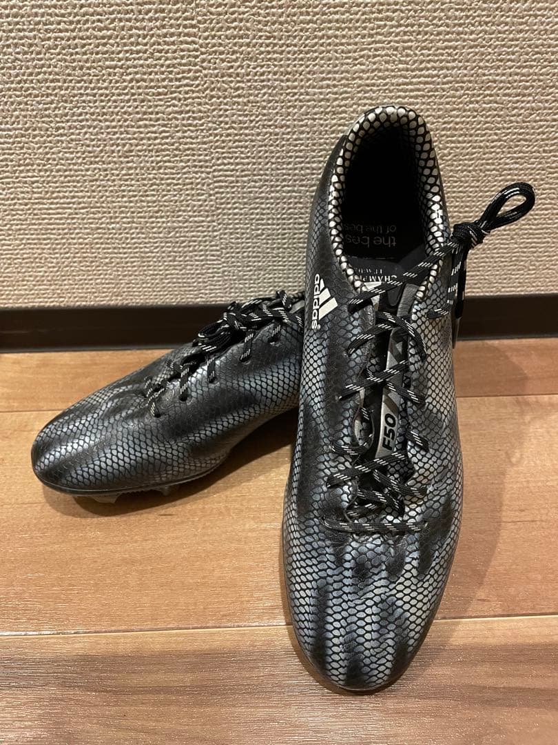 adidas アディゼロf50