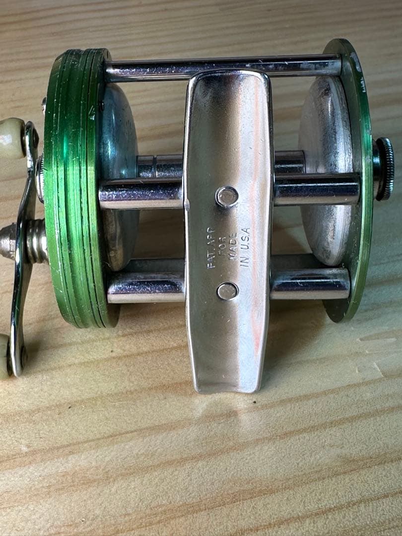 希少左巻きBRONSON Green Hornet 2200