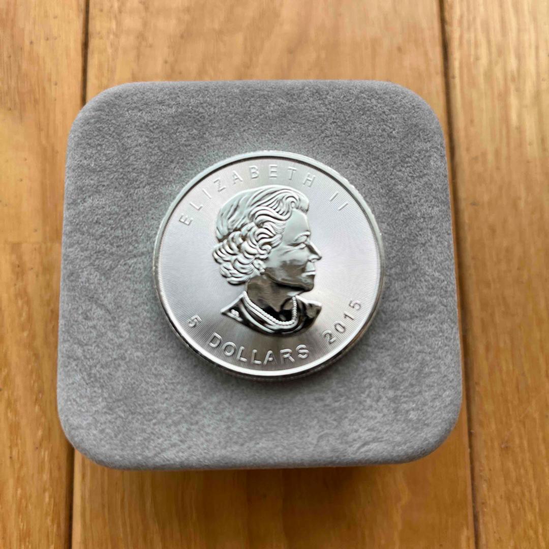 2015年 メイプルリーフ銀貨 31.1g (１ オンス)