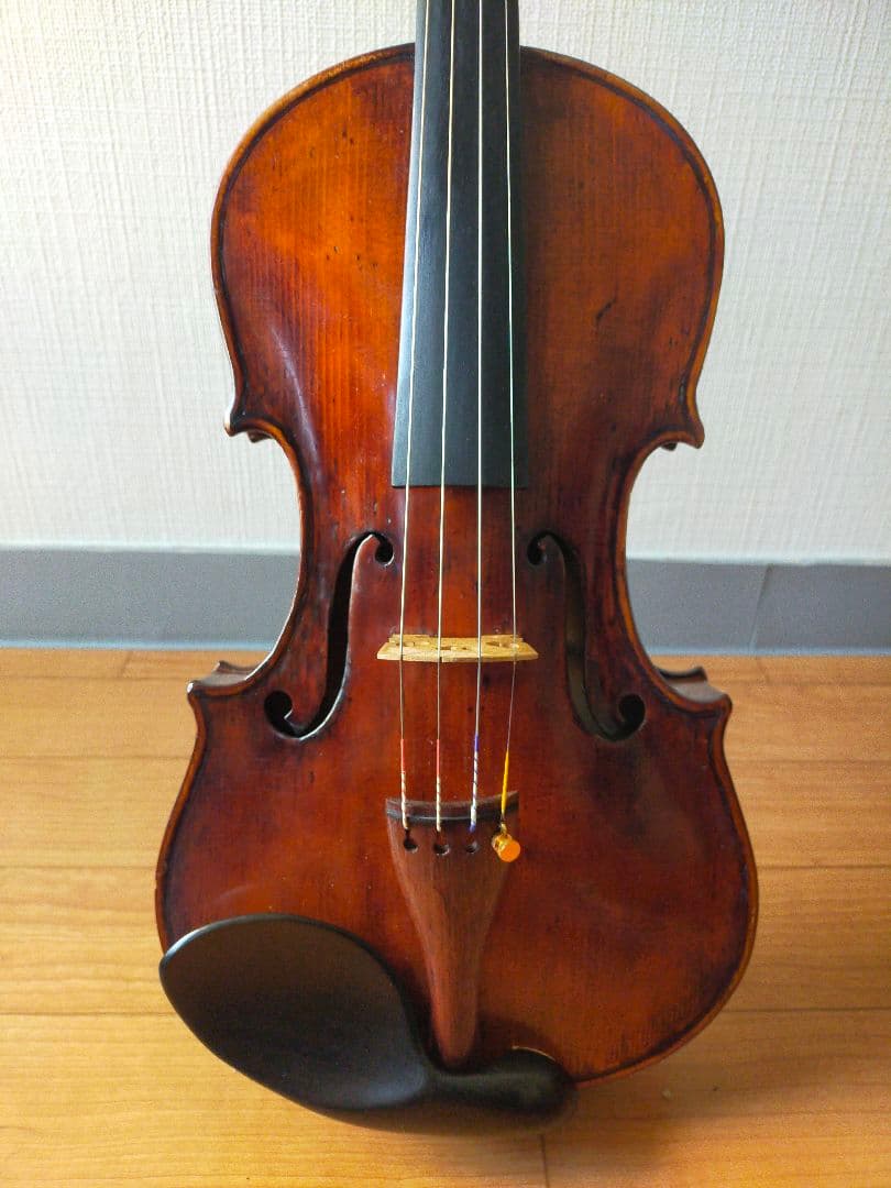 オールドヴァイオリン（an old violin）