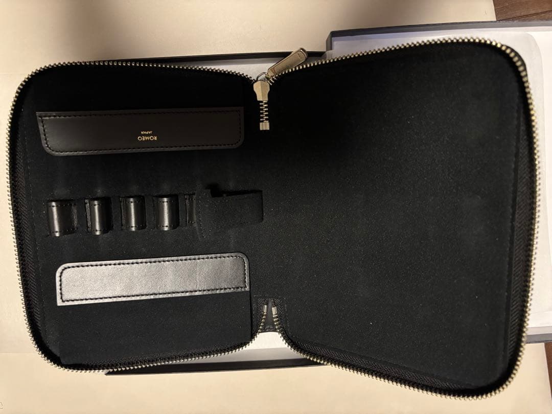 ロメオNo.3細軸イタリアンアンバー、クロコ型押しコレクションペンケース