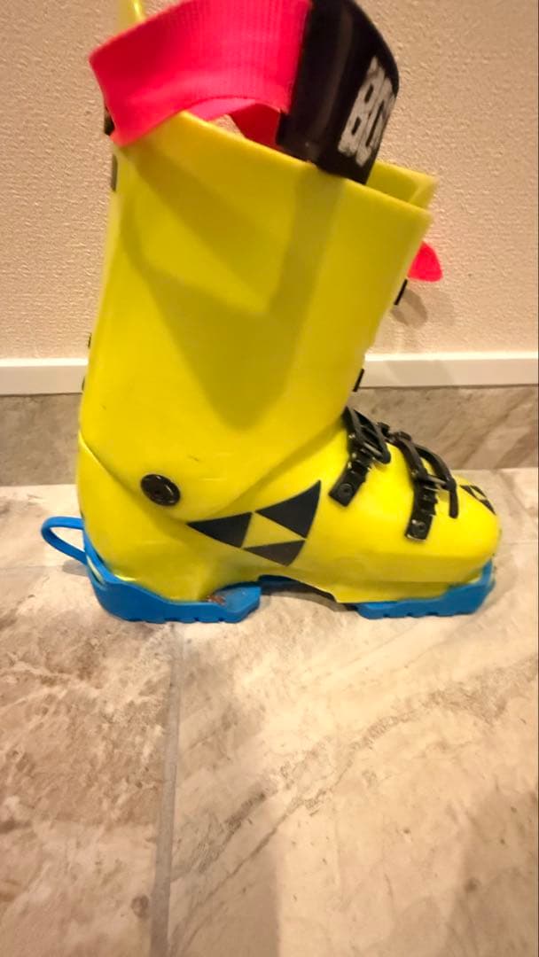 Fischer RC4 Podium RD130 スキーブーツ