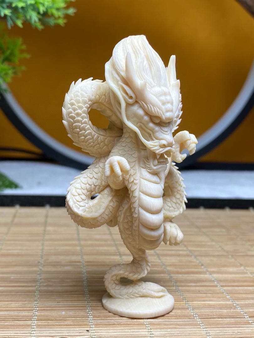 天然マンモス牙美しい手作り彫刻　至尊神龍　置物
