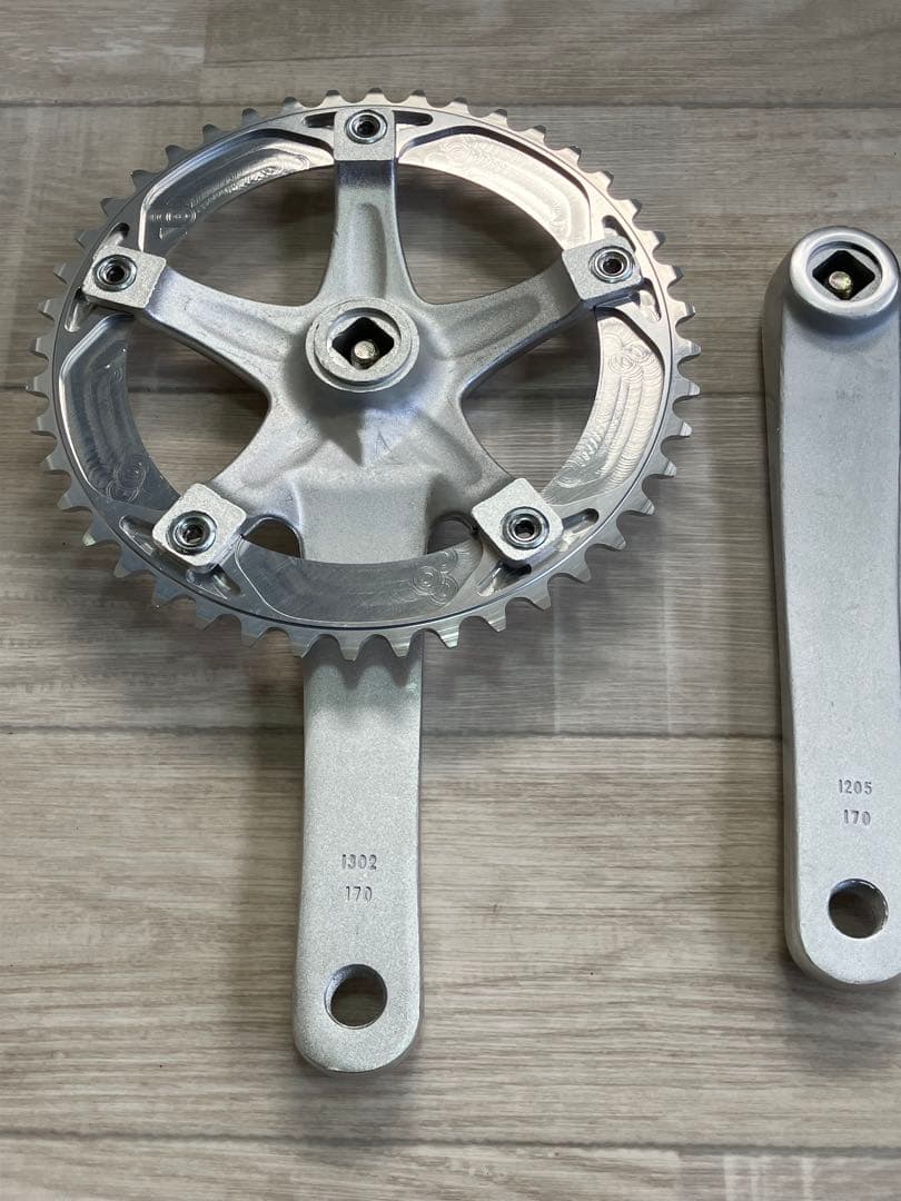 STRONGLIGHT Track 2000 ピストクランクセット　W130