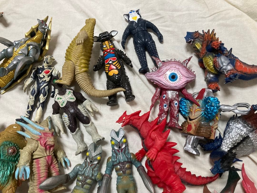ウルトラマン フィギュア ソフビ 怪獣 まとめて