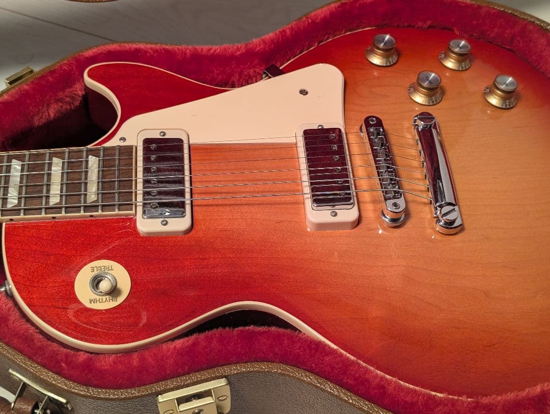 【生産終了カラー・最終価格】Gibson Les Paul Deluxe 70s