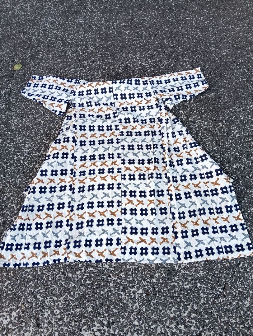 戦闘機柄　着物　子供服　古布　　戦前　戦争　　戦時資料　飛行機