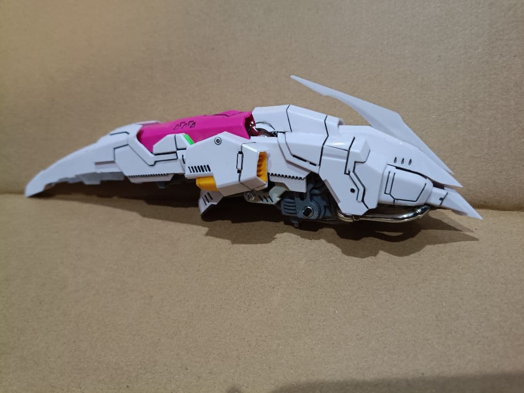 機甲の城　キュベレイ