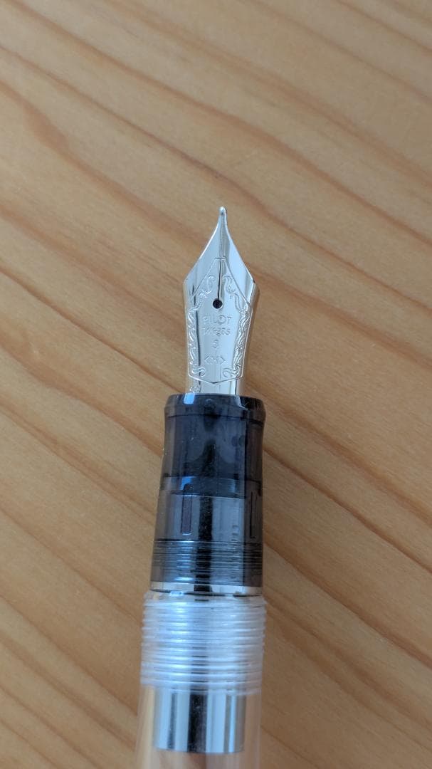 パイロット　カスタム74 クリア　Mニブ　中字　+おまけ