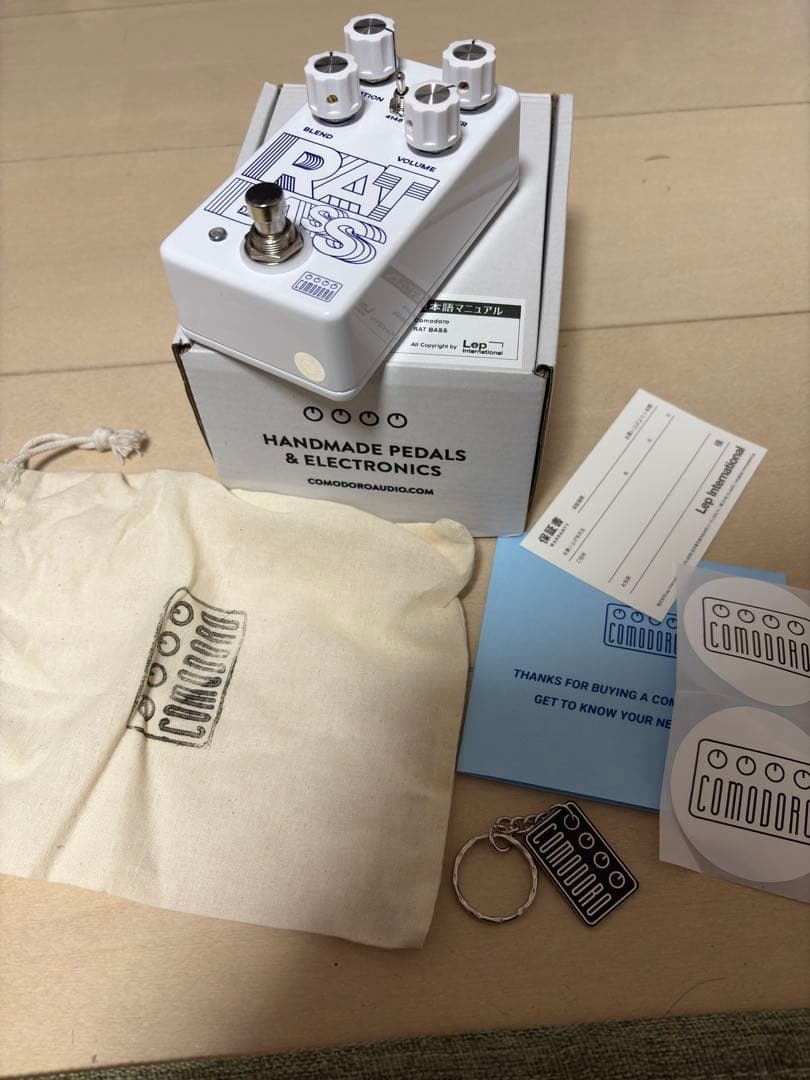 ベース Comodoro RAT BASS