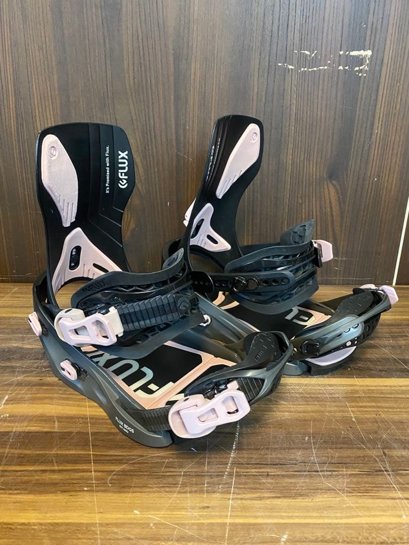 K*a様 Q3130 FLUX ビンディング　スノーボード　carmate XS