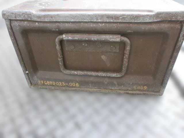 T*k様 米軍　81ｍｍ　迫撃砲用　弾薬箱 　アンモボックス　ラスト1個