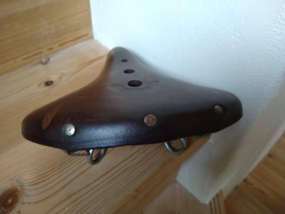 長期保管品★HENRI GAUTHIER　アンリ・ゴーチェ　革サドル