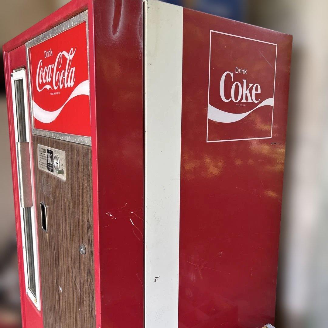 コカコーラ販売機　レトロ　昭和