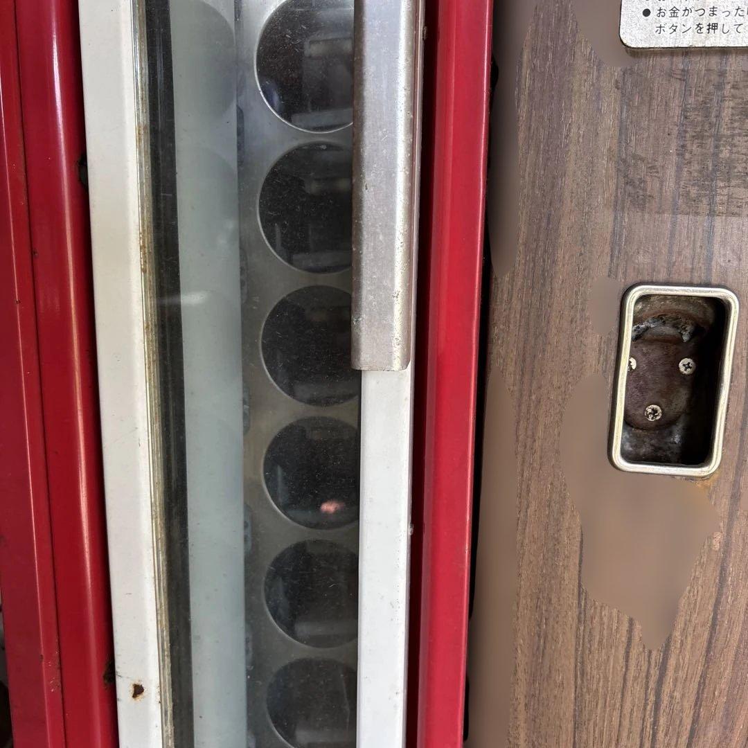 コカコーラ販売機　レトロ　昭和