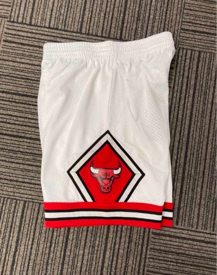 新品　NBA ブルズ　ジョーダン　ロドマン　ミッチェル&ネス　ショーツ　バスパン