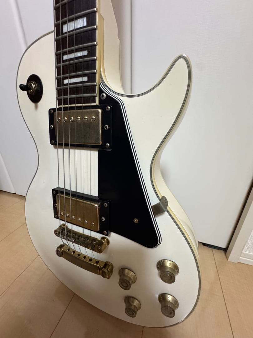 Playtech レスポールタイプエレキギター