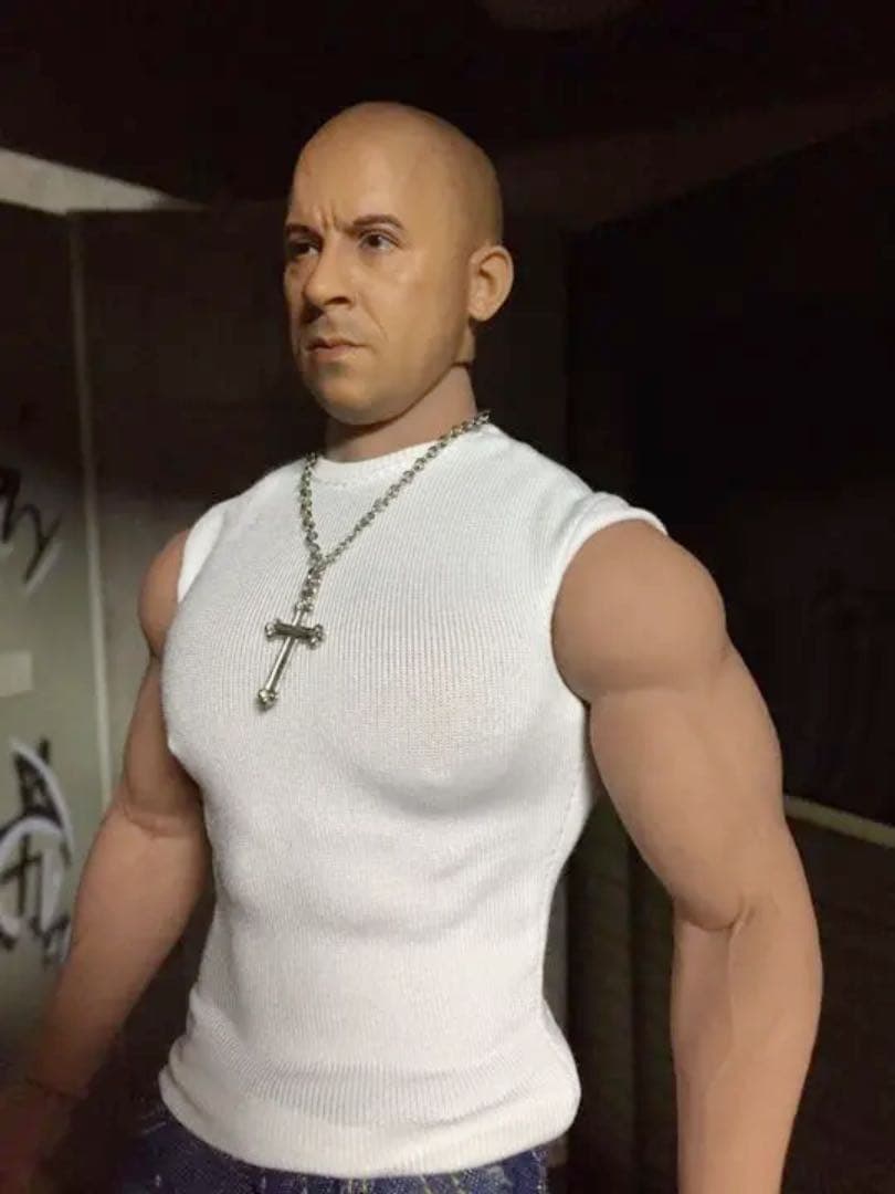 ワイルドスピード ドミニク トレット カスタム 1/6