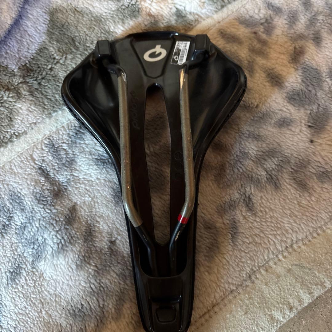 Prologo プロロゴ　サドル　NAGO R4 PAS 3D MES