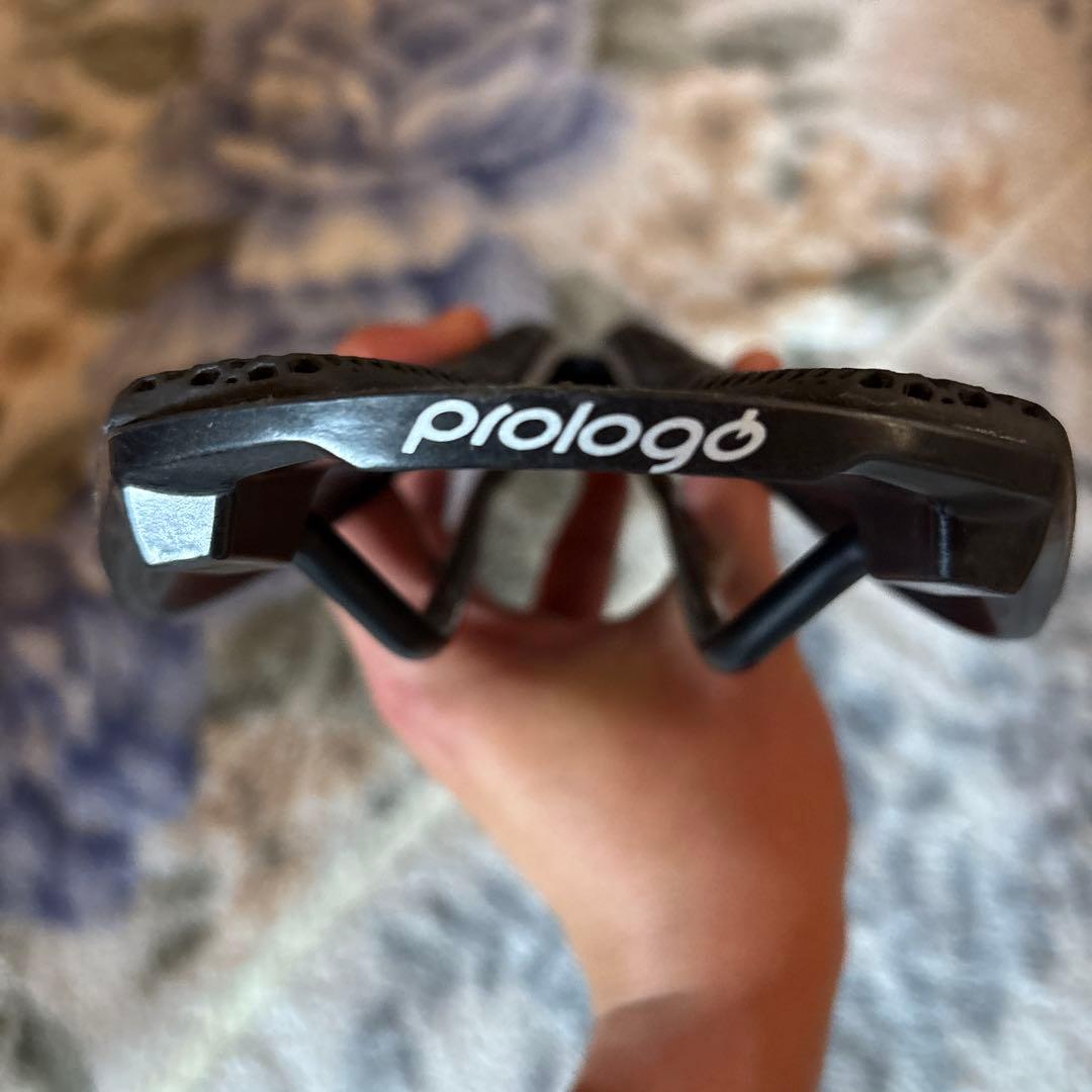 Prologo プロロゴ　サドル　NAGO R4 PAS 3D MES