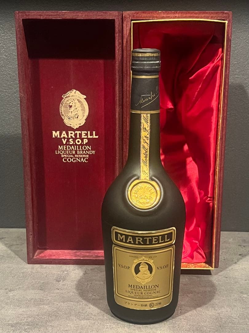 MARTELL MEDAILLON スペシャルリザーブ V.S.O.P