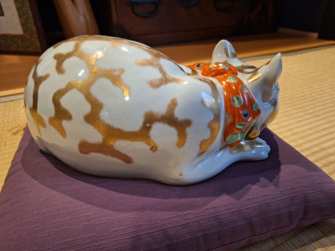 海を渡り、米国で百年以上眠り続けた猫！明治後期 眠り猫ねこ 招き猫 古伊万里九谷