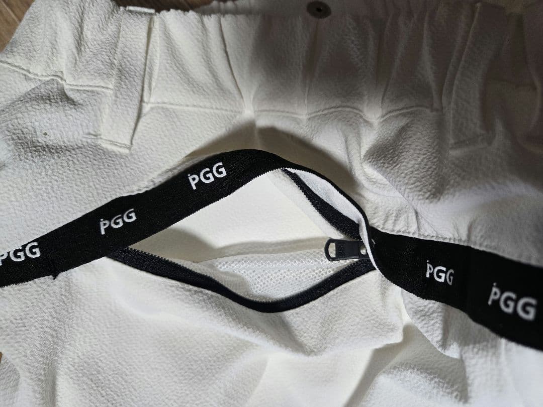 ★近年モデル★ ❣️未使用近い❣️パーリーゲイツPGGストレッチパンツ　夏用