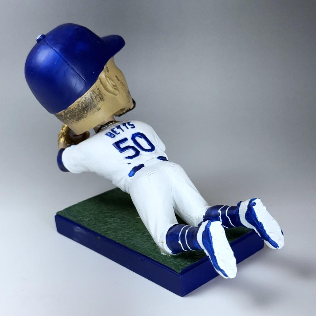 新品 ムーキー・ベッツ ゴールドグラブ賞 ボブルヘッド フィギュア ドジャース