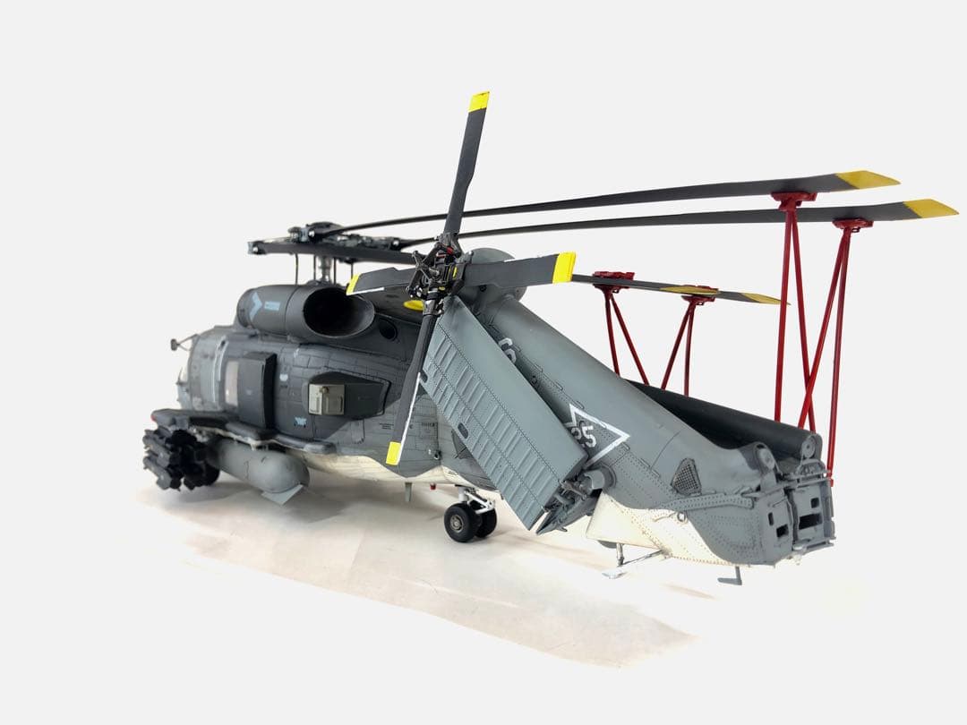 1/35 MH-60R HSM-41アメリカ海軍機　シーホーク