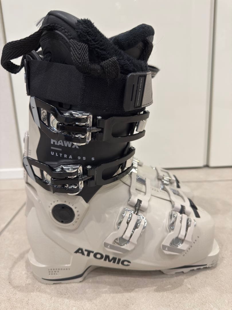 ATOMIC HAWX ULTRA 95s 23-23.5レディーススキーブーツ