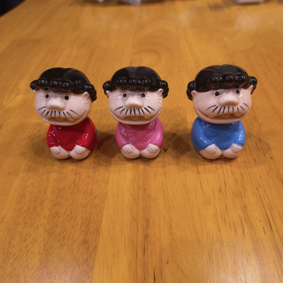 サザエボンの首振り人形３体　キャラクター陶器フィギュアセット（赤・ピンク・青）