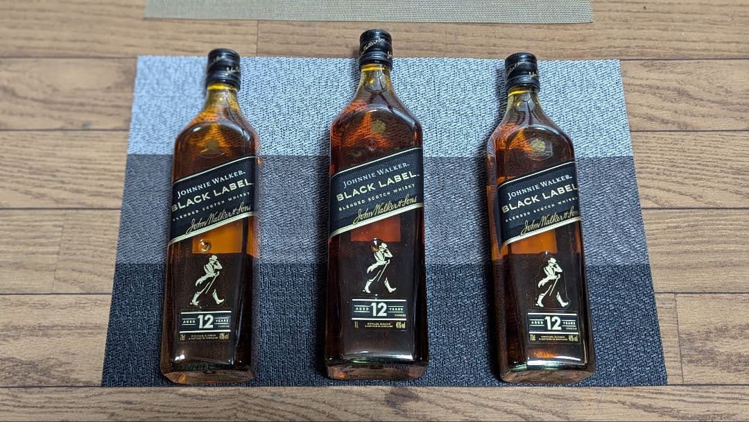 ジョニーウォーカー ブラックラベル 12年 750ml 2本＆1000ml 1本