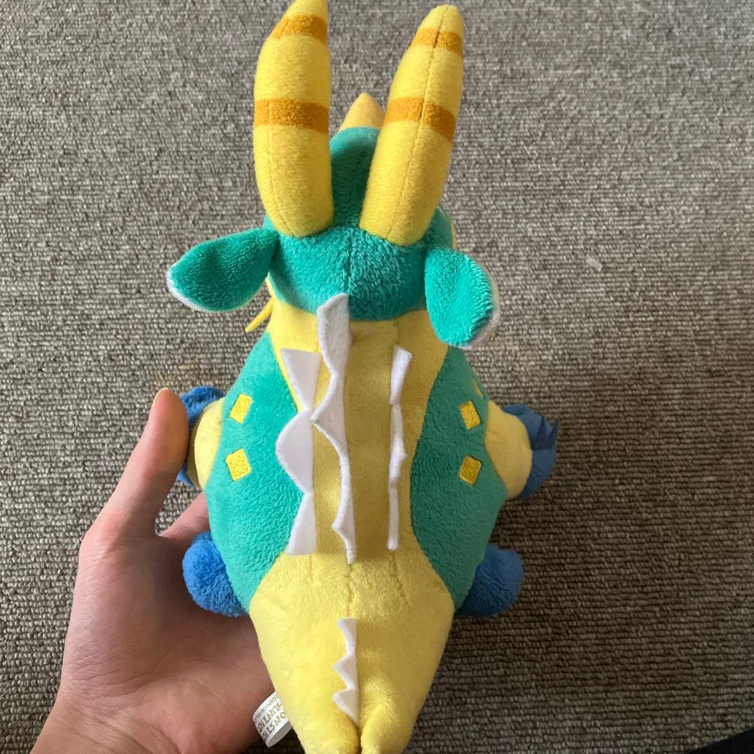 ジンオウガ　ティガレックス希少種　ぬいぐるみ