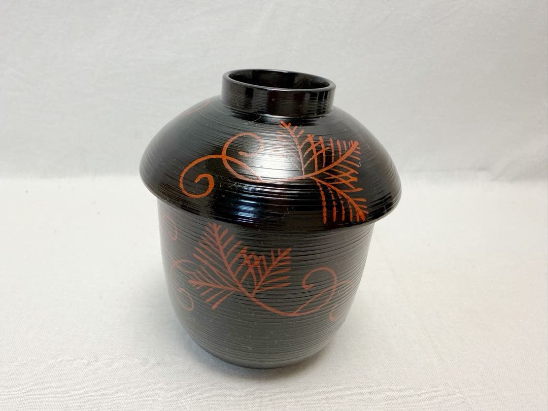 未使用 懐石道具 黒塗 葎型松葉蒔絵 箸洗 5客揃 刷毛目 小吸物椀 和食器元箱