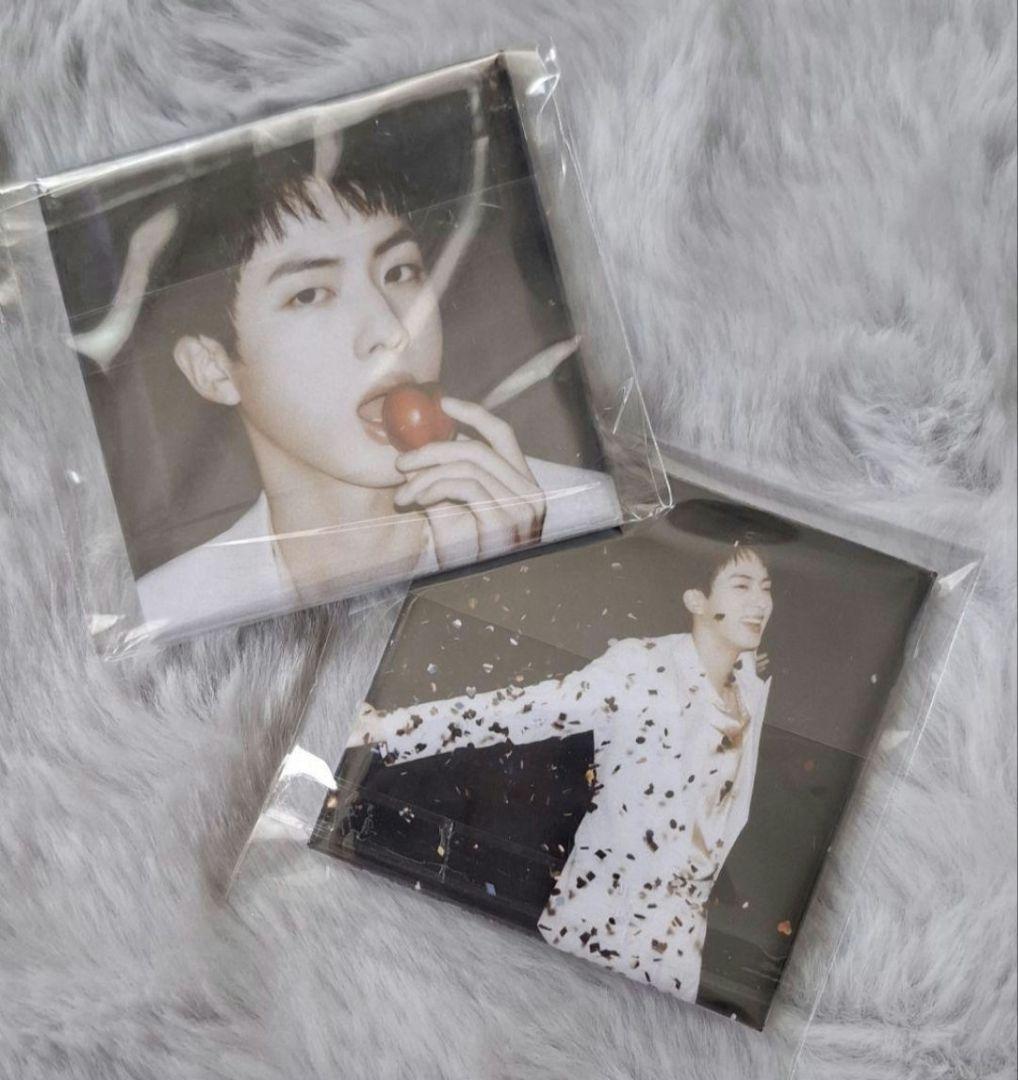 専用です。BTS♡ V✰JUNGKOOK ♡パスケース&小銭入れ...