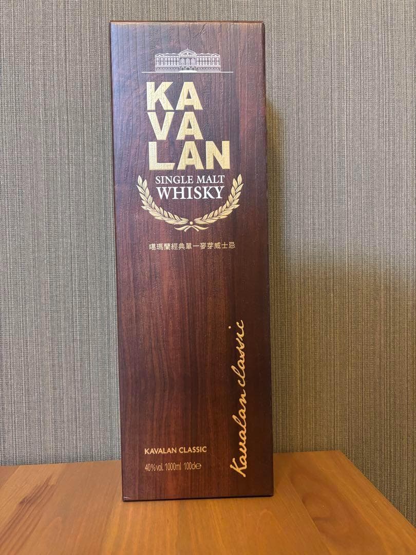 KAVALAN CLASSIC シングルモルトウイスキー 1000ml 40%