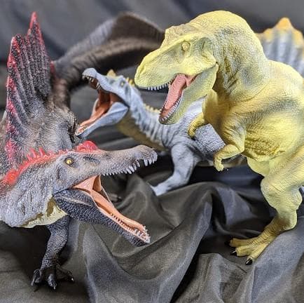 恐竜一番くじＡ賞・ラストワン賞スピノサウルス＆Ｂ賞ティラノサウルス３体セット