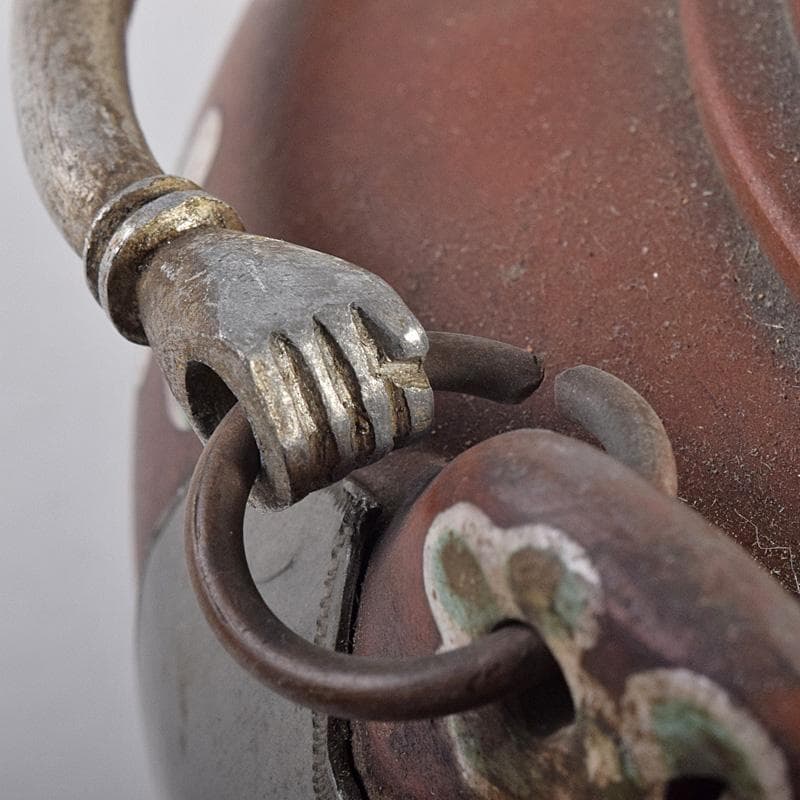 中国　鮑県泰製　宣興紫砂　朱泥　古錫装飾　花文　急須　茶壷　D　R8782