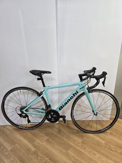 J・店 【中古品】 Bianchi ビアンキロードバイク25インチスタンド付
