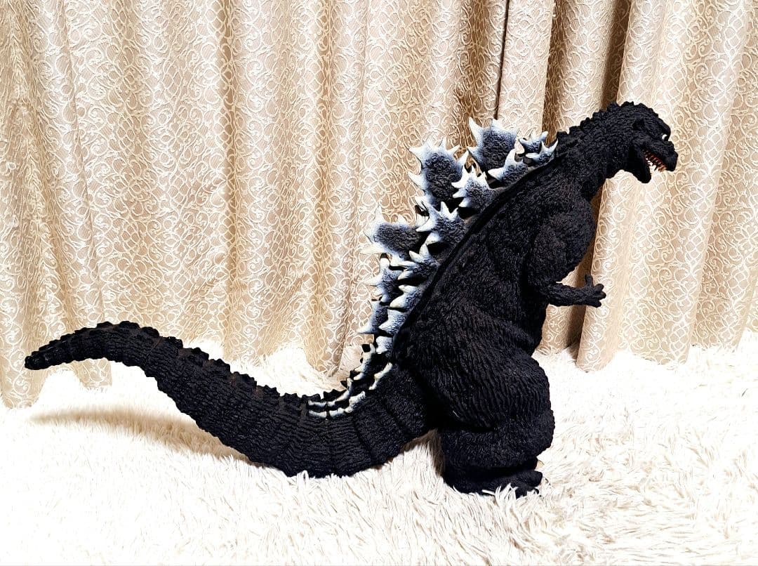 美品　東京マルイゴジラ、初代ゴジラ　1／100 ラジコン　ゴジラ　リモコン