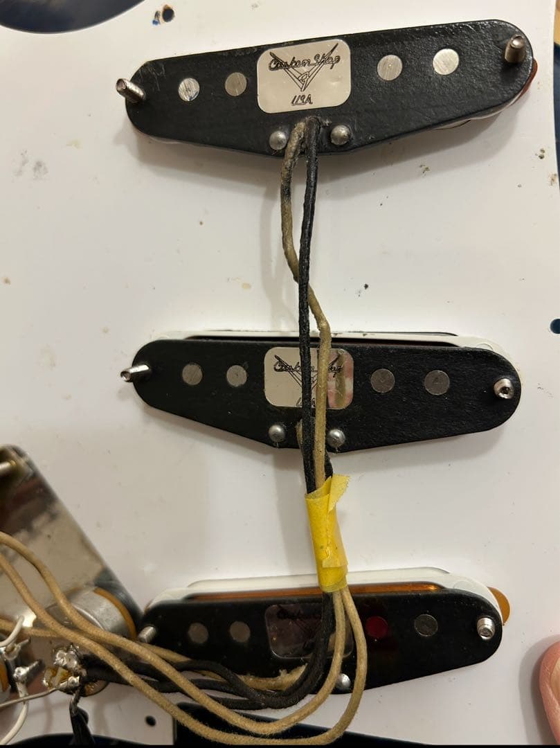 かつころ　Fender USA Highway One ストラト