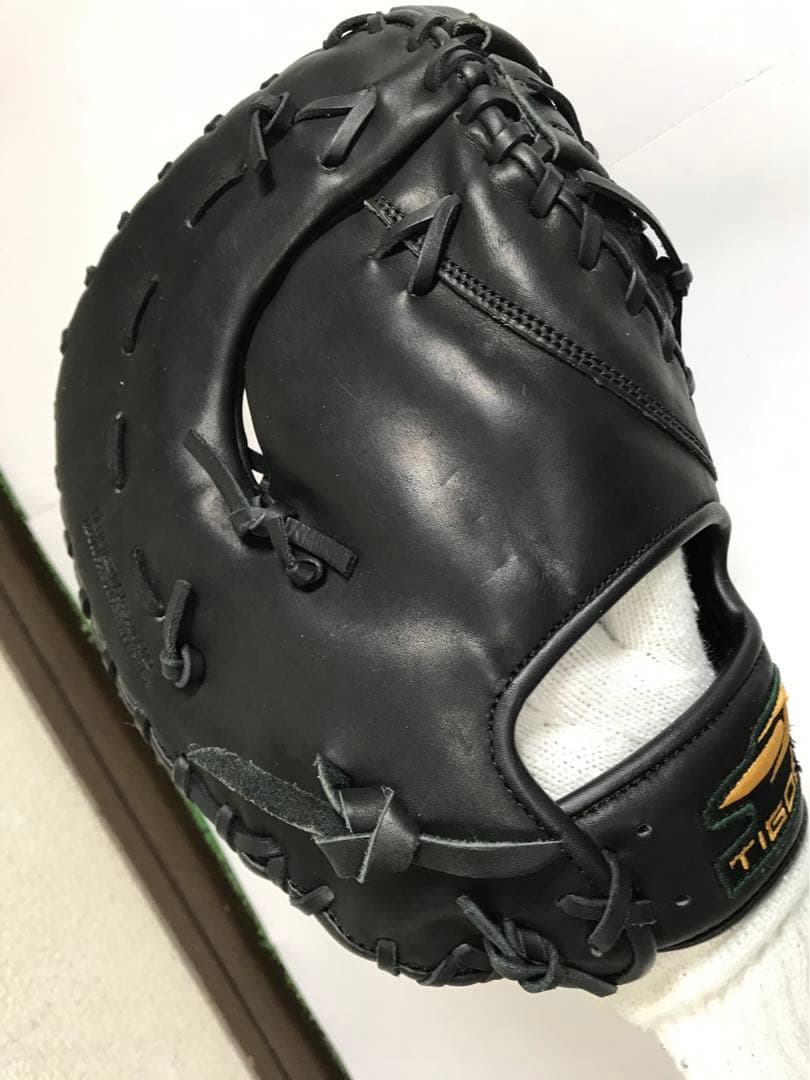 TIGORA ファーストミット　超美品‼️