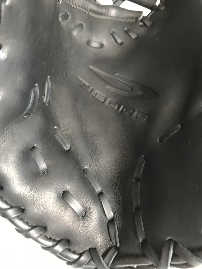 TIGORA ファーストミット　超美品‼️