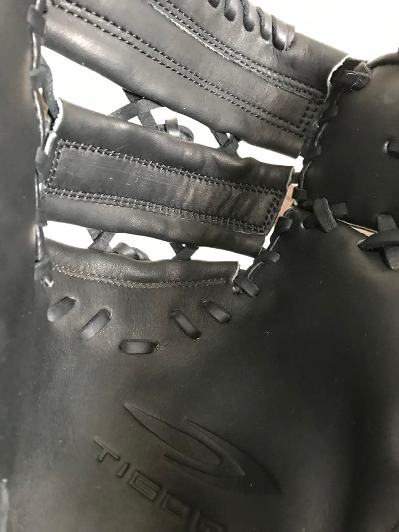 TIGORA ファーストミット　超美品‼️